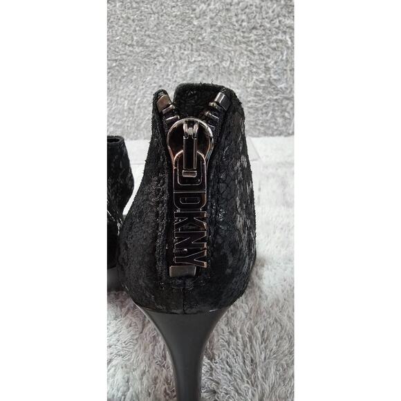 NWOB DKNY Dava Ankle Cuff LOGO Zip Back Platform Dress Heels Sandals Sz 6M 36 B - Picture 5 of 10
